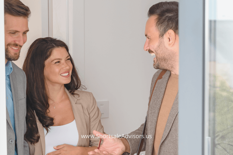 Gain insights into the diverse offerings of Charlotte North Carolina homes for sale while conversing with a knowledgeable real estate expert.
